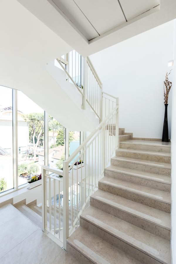 Residence Perla Verde リッチョーネ エクステリア 写真
