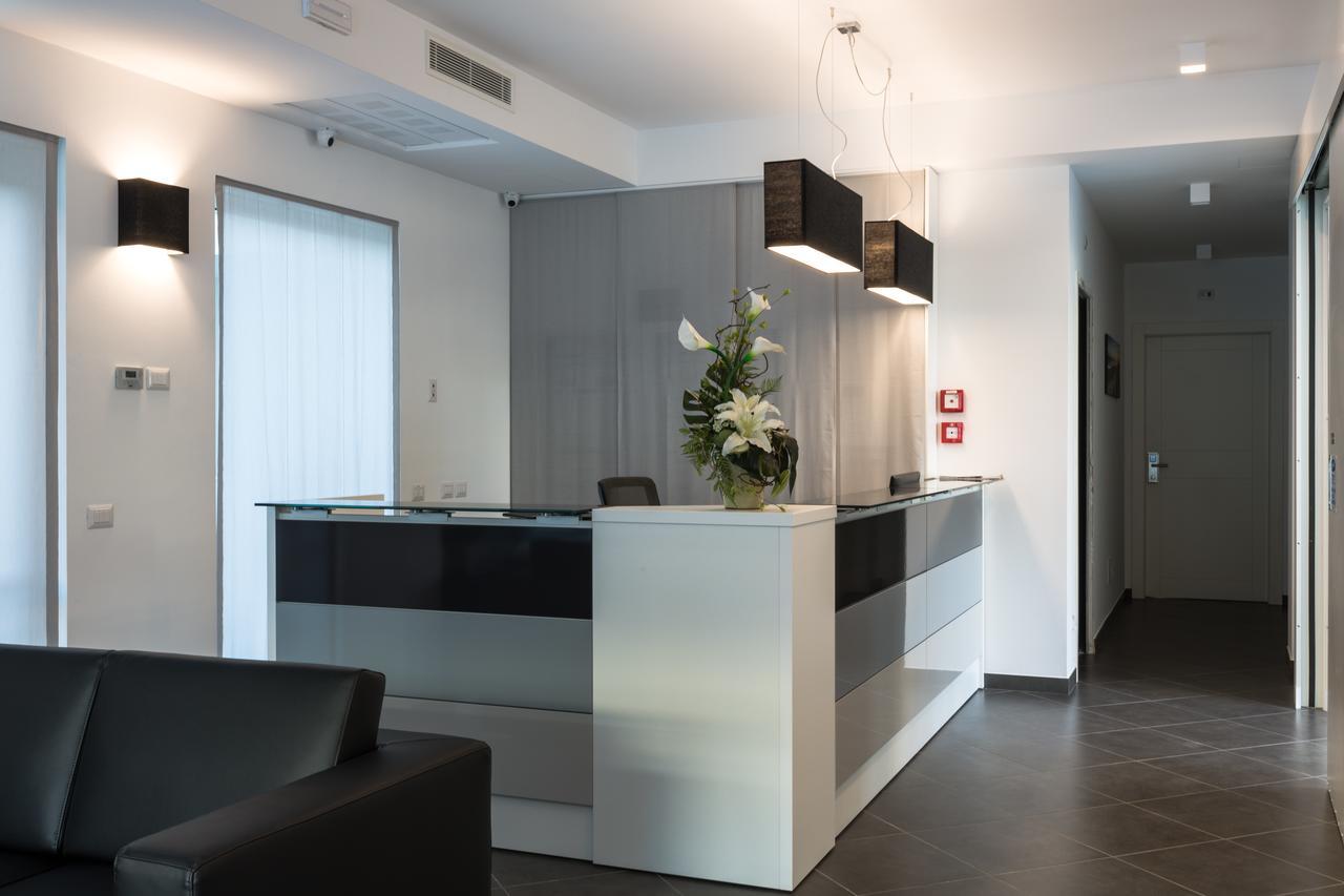 Residence Perla Verde リッチョーネ エクステリア 写真