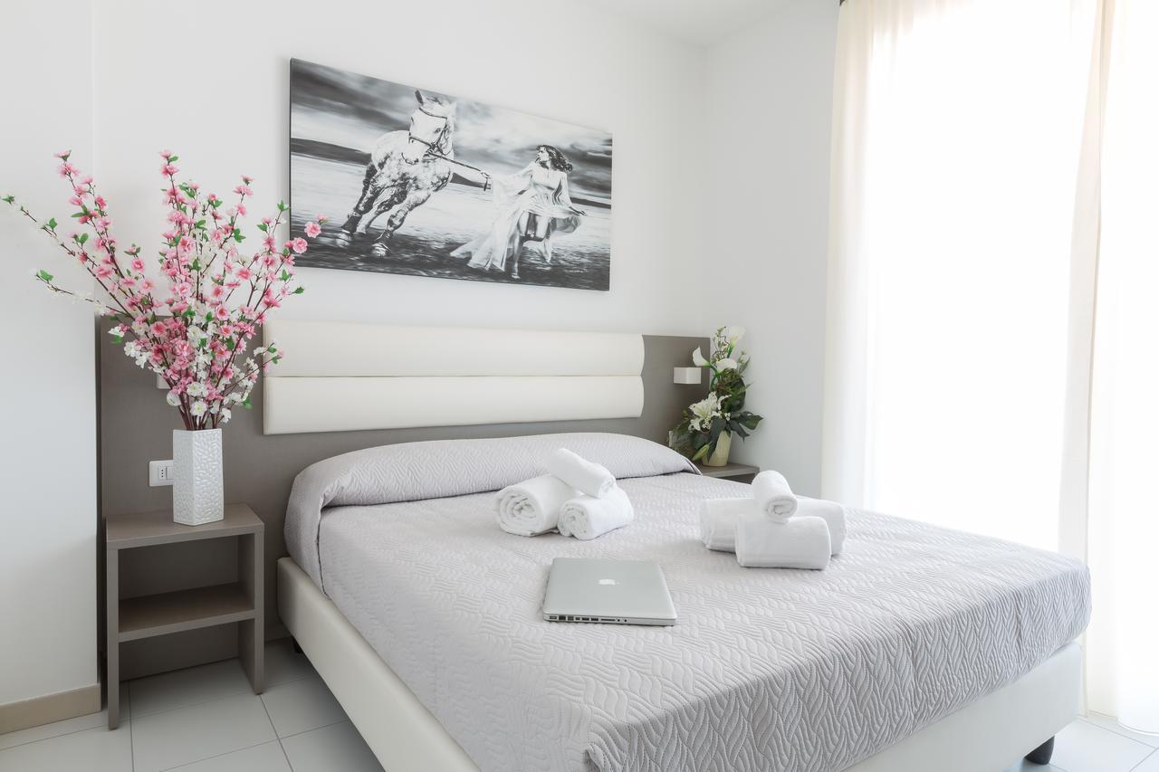 Residence Perla Verde リッチョーネ エクステリア 写真