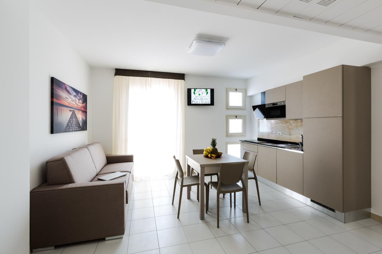 Residence Perla Verde リッチョーネ エクステリア 写真