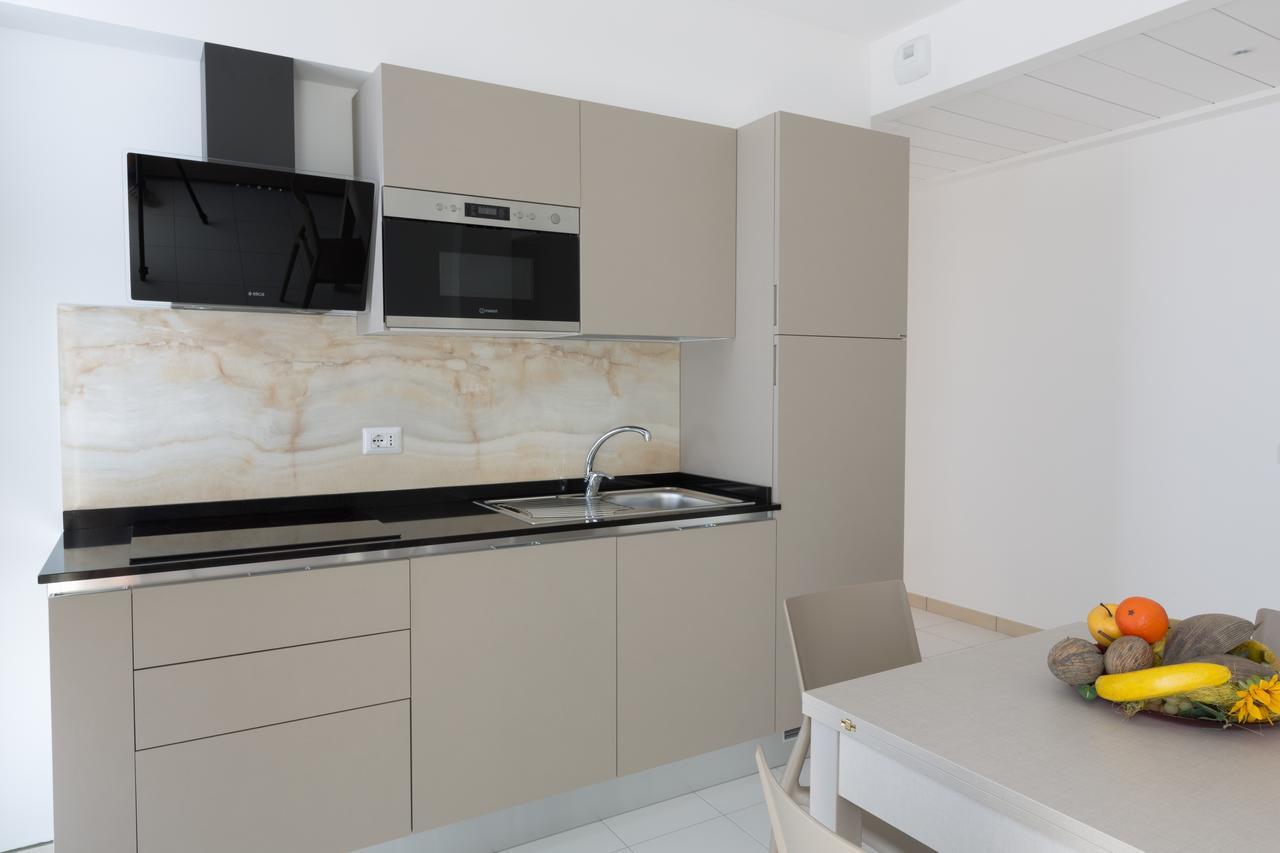 Residence Perla Verde リッチョーネ エクステリア 写真